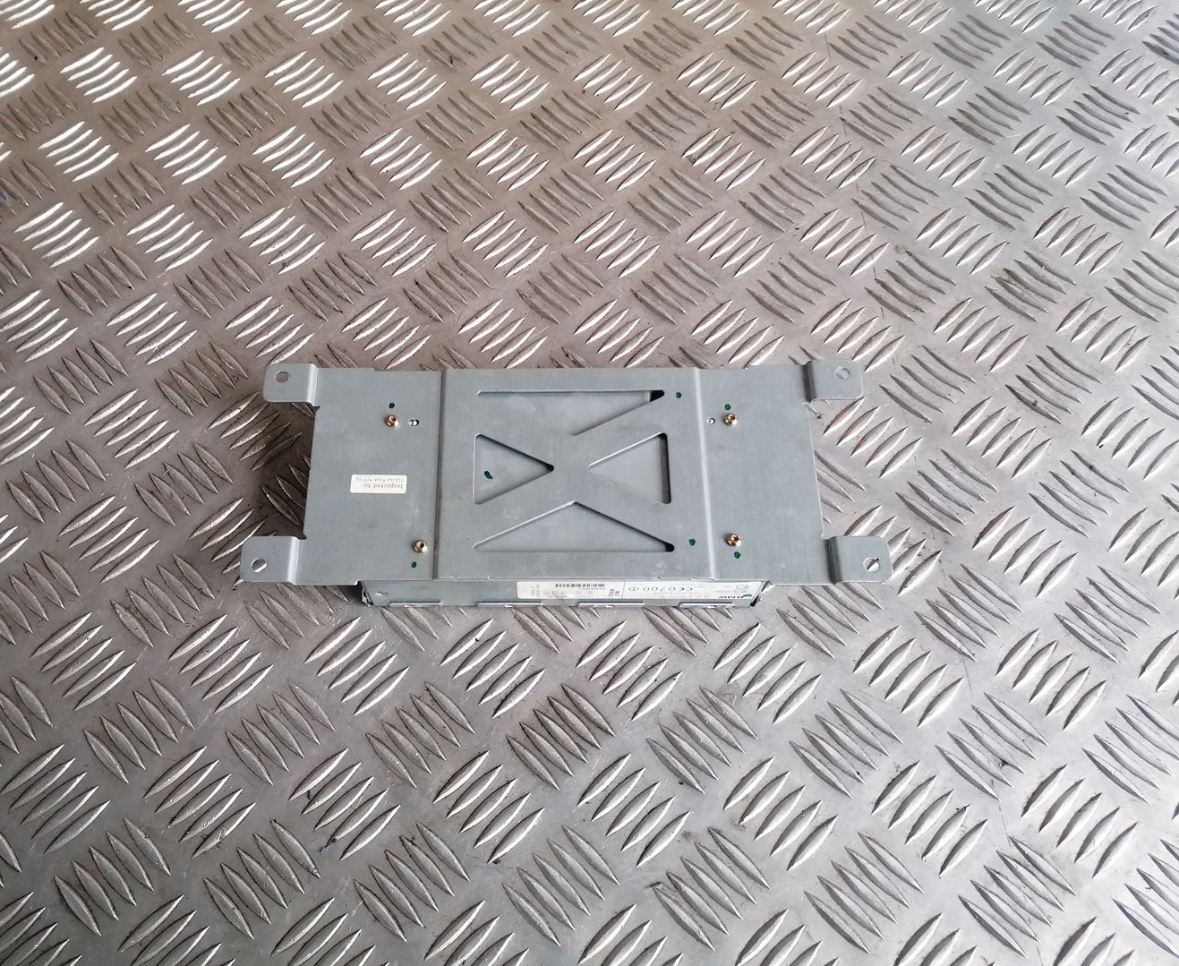 Bluetooth vadības bloks priekš BMW 1 E87 2007 GRAPHITE 4 Bluetooth vadības bloks priekš BMW 1 E87 2007 GRAPHITE