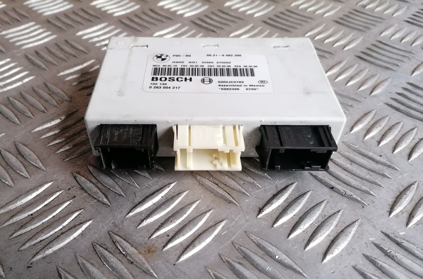 Parkošanās devēju vadības bloks priekš BMW 1 E87 2007 GRAPHITE