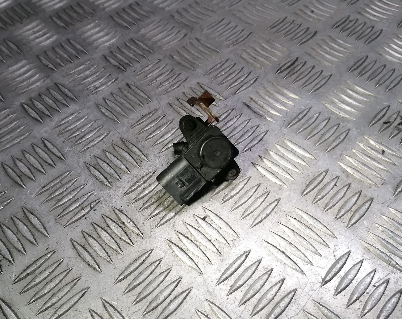 Gaisa spiediena devējs priekš BMW 1 E87 2007 GRAPHITE 4 Gaisa spiediena devējs priekš BMW 1 E87 2007 GRAPHITE