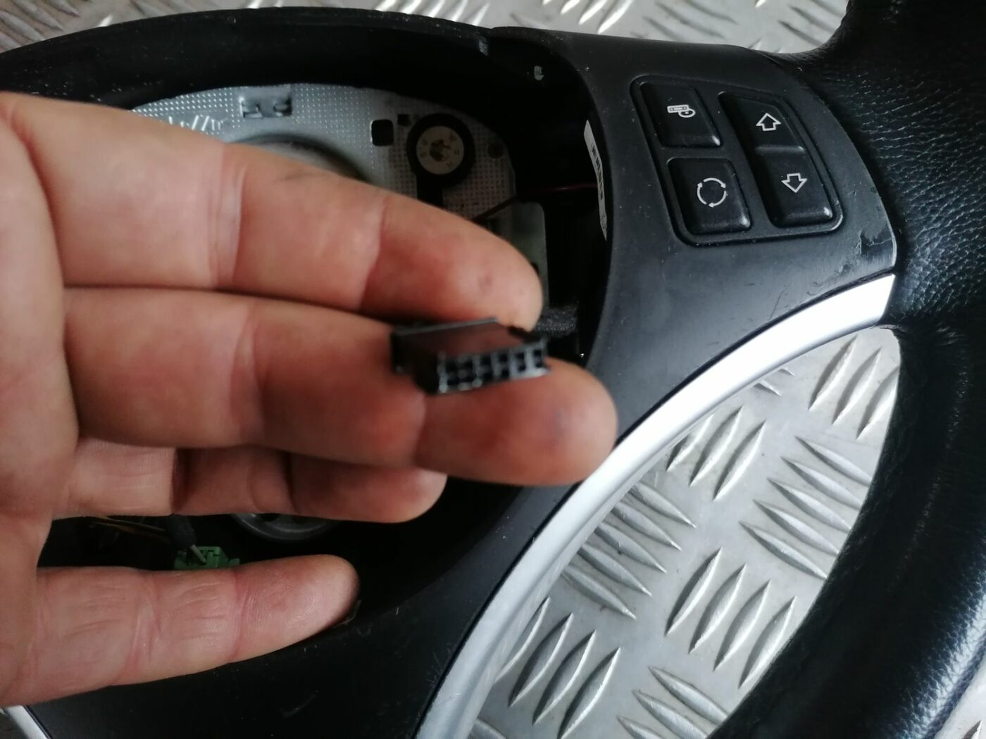 Stūre priekš BMW 1 E87 2007 GRAPHITE 7 Stūre priekš BMW 1 E87 2007 GRAPHITE