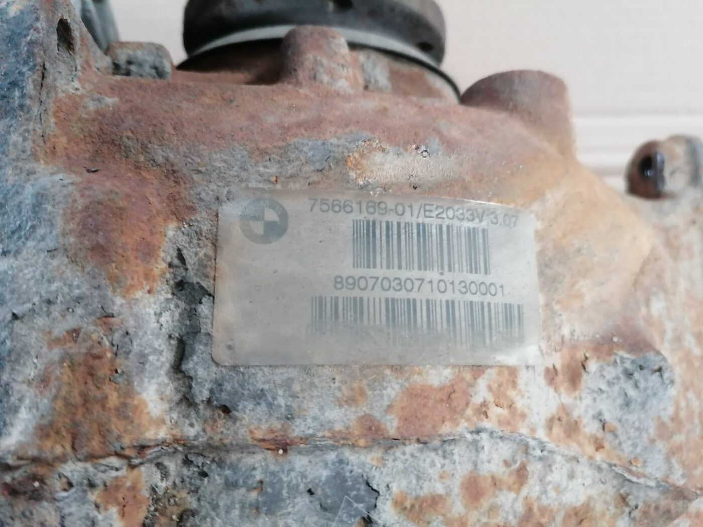 Aizmugurējais reduktors priekš BMW 1 E87 2007 GRAPHITE 7 Aizmugurējais reduktors priekš BMW 1 E87 2007 GRAPHITE