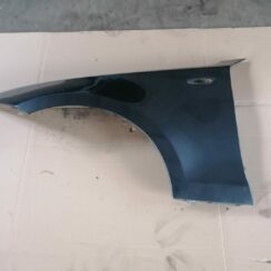 Priekšējais kreisais spārns priekš BMW 1 E87 2007 GRAPHITE