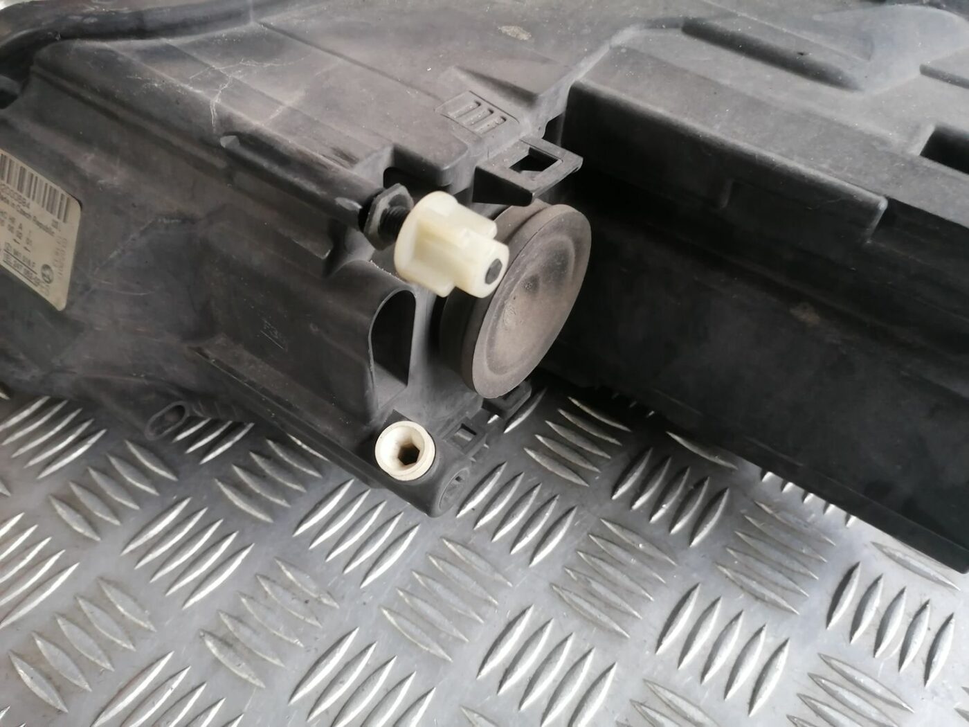 Priekšējais labais lukturis priekš SKODA OCTAVIA 2012 4 Priekšējais labais lukturis priekš SKODA OCTAVIA 2012