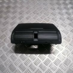 Mērinstrumentu paneļa gaisa vads, centrā priekš SKODA OCTAVIA 2012