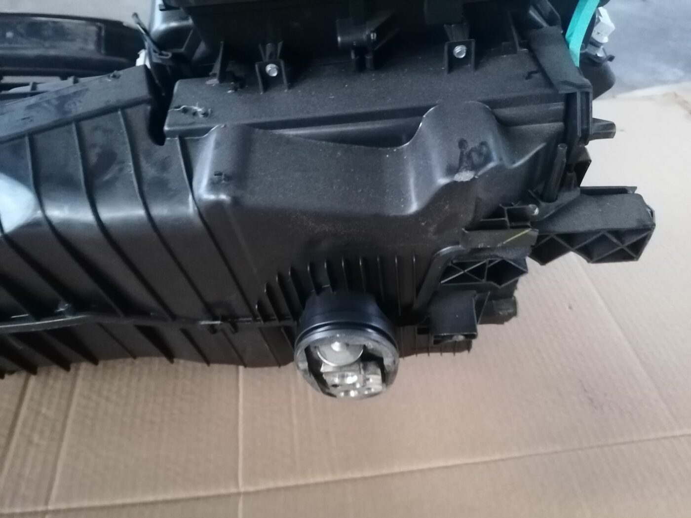 Salona sildītājs priekš SKODA OCTAVIA 2012