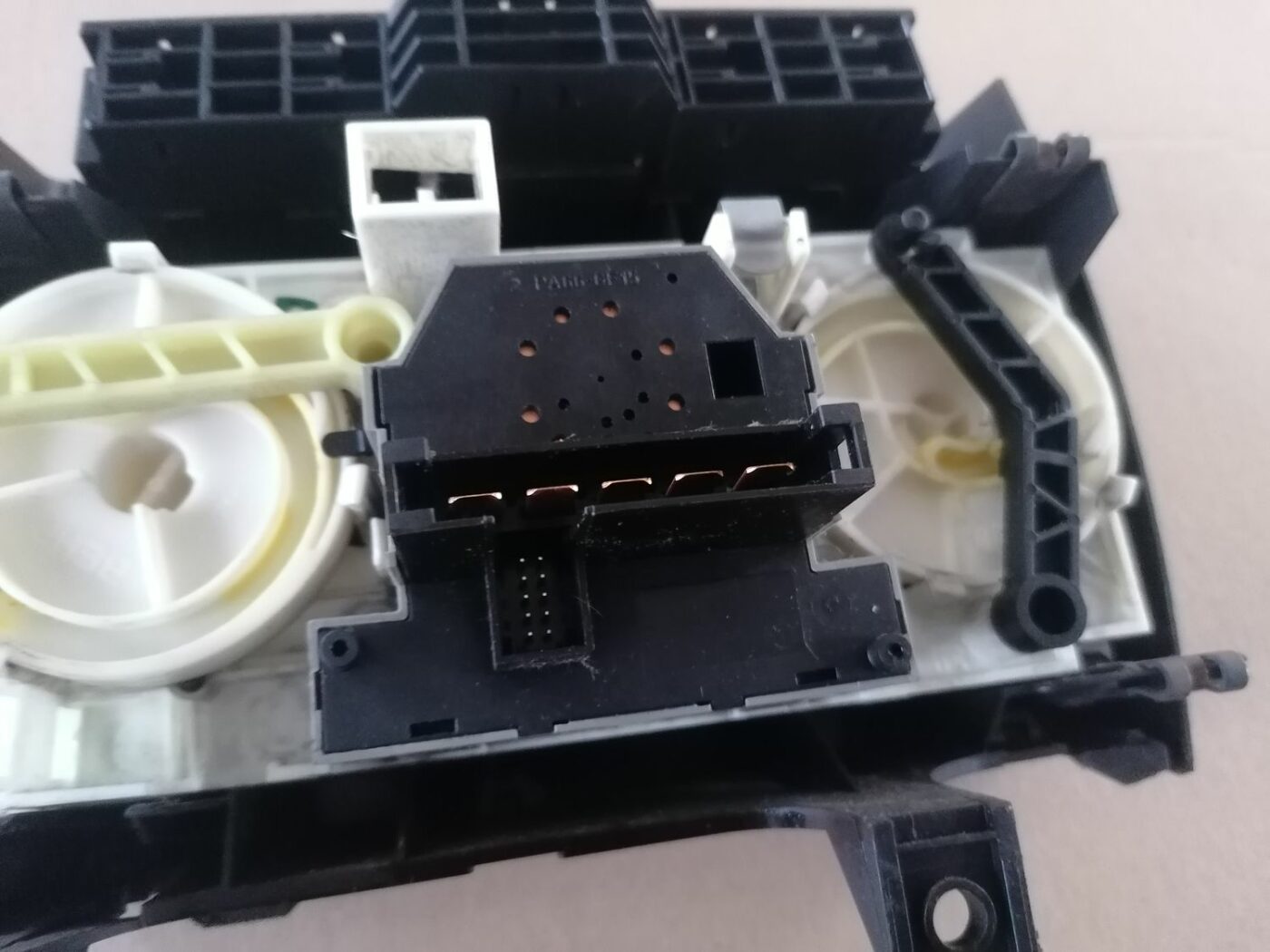 Klimata kontroles bloks priekš OPEL ZAFIRA 2002