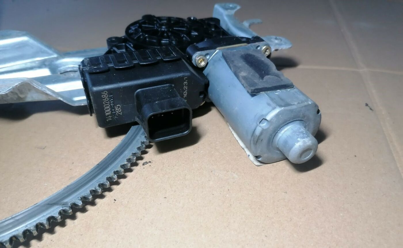 Stikla pacelšanas mehānisms priekšējais kreisais priekš OPEL ZAFIRA 2002 6 Stikla pacelšanas mehānisms priekšējais kreisais priekš OPEL ZAFIRA 2002