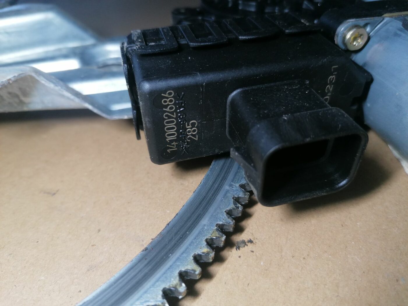 Stikla pacelšanas mehānisms priekšējais kreisais priekš OPEL ZAFIRA 2002 5 Stikla pacelšanas mehānisms priekšējais kreisais priekš OPEL ZAFIRA 2002