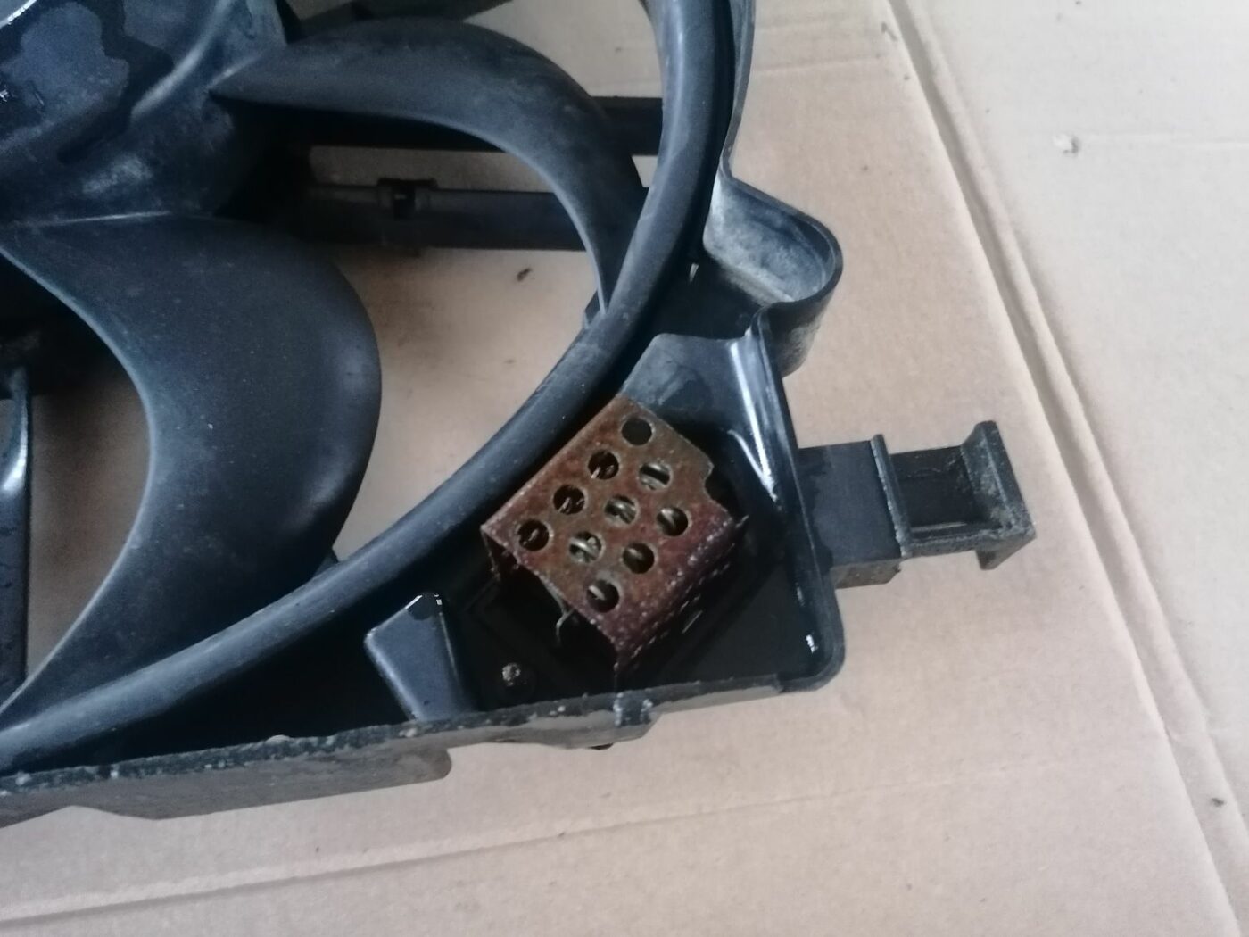 Dzesēšanas radiatora ventilators priekš OPEL ZAFIRA 2002