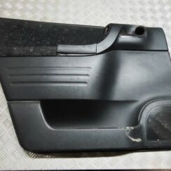 Aizmugurējo kreiso durvju apdare priekš OPEL ZAFIRA 2002