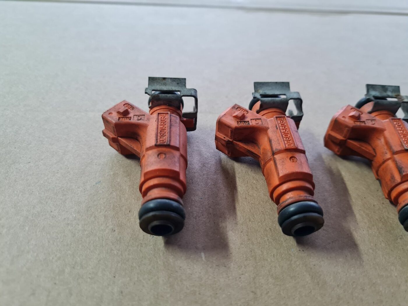 Degvielas smidzinātājs priekš PEUGEOT 307 2003