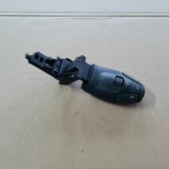 Multimēdijas pārslēgšanas slēdzis priekš PEUGEOT 307 2003