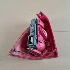 Aizmugurējais labais lukturis priekš PEUGEOT 307 2003