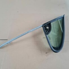 Priekšējais sānu stikls, pa labi priekš PEUGEOT 307 2003