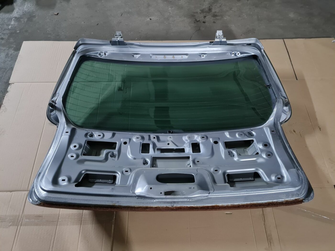 Bagāžnieka vāks priekš PEUGEOT 307 2003