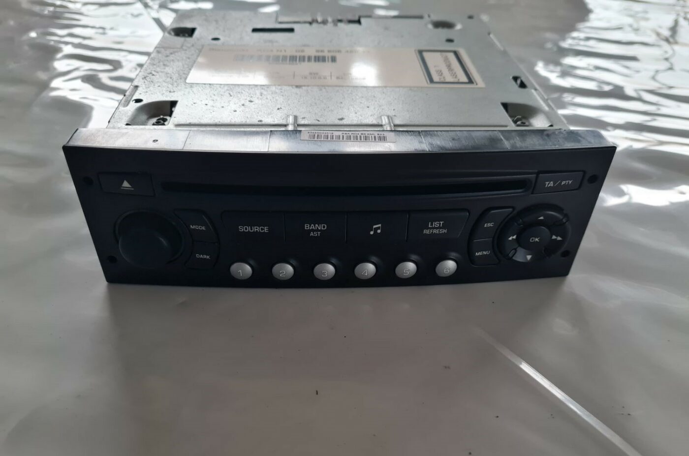 CD/DVD/Navigācijas bloks priekš CITROEN C4 2006-2 2 CD/DVD/Navigācijas bloks priekš CITROEN C4 2006-2