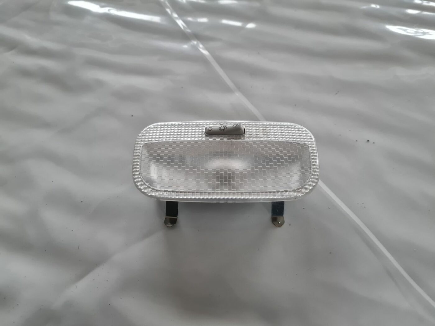 Aizmugurējo sēdvietu apgaismojums priekš CITROEN C4 2006-2