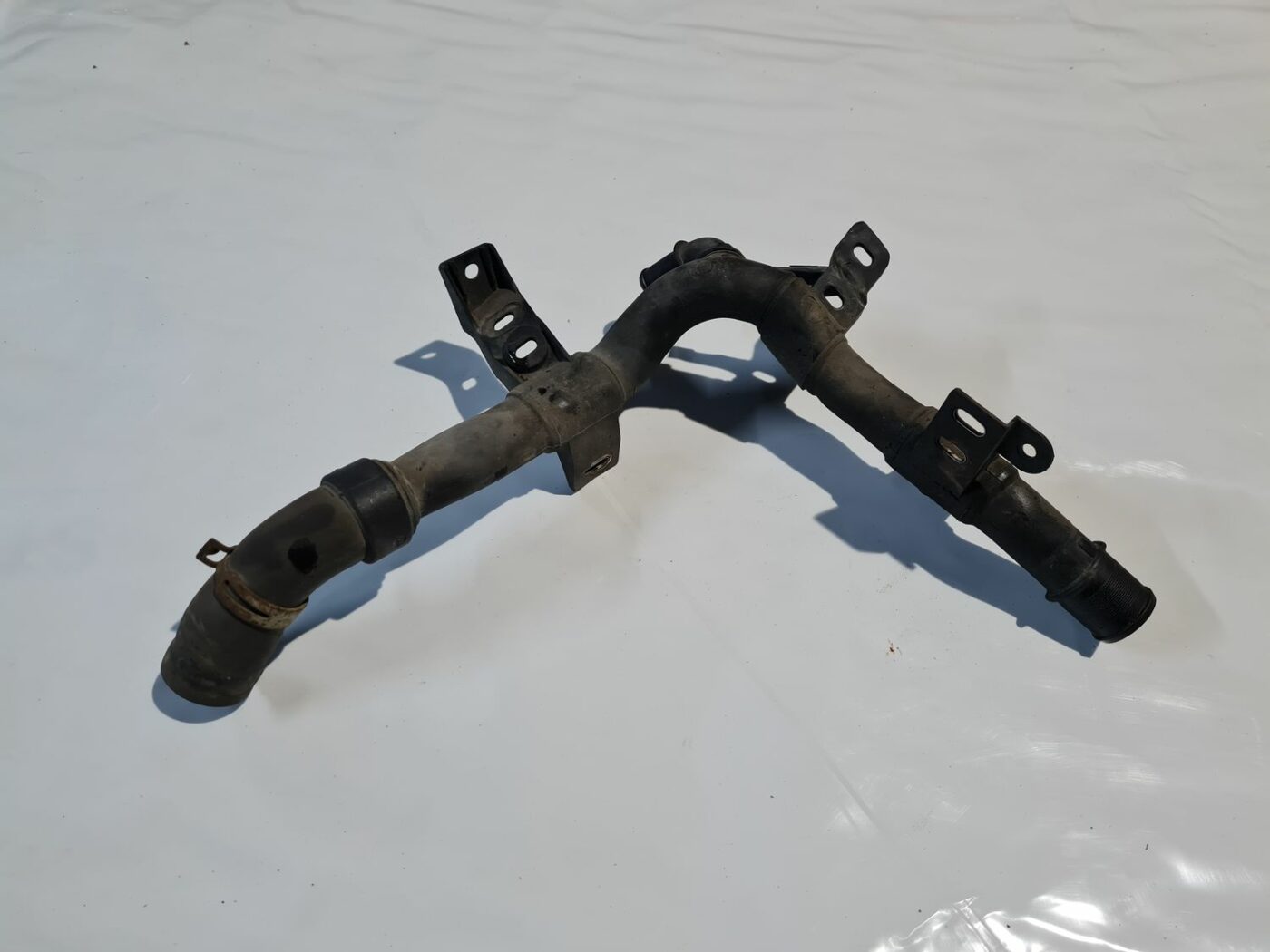 Dzesēšanas caurule priekš CITROEN C4 2006-2 1 Dzesēšanas caurule priekš CITROEN C4 2006-2