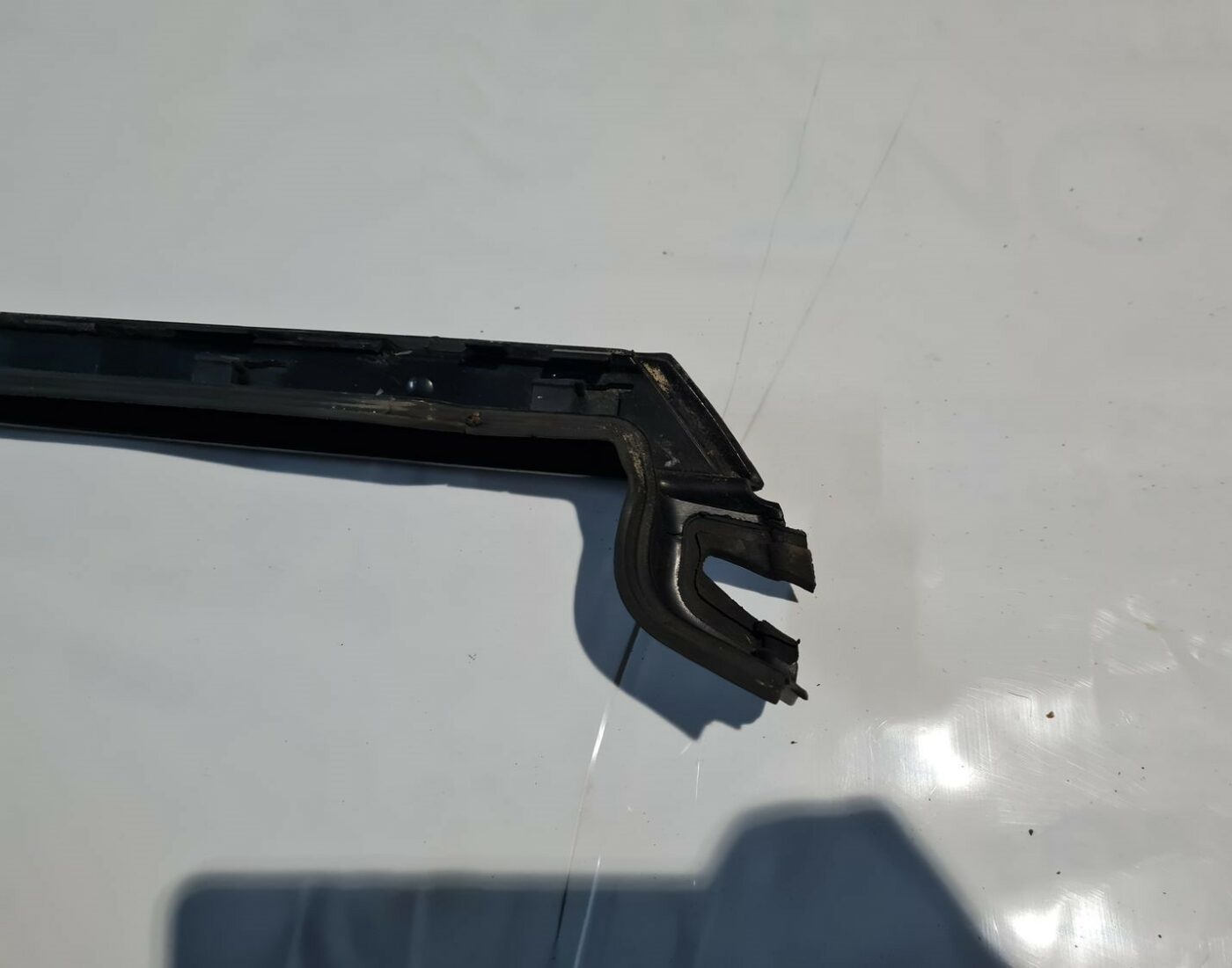 Vējstikla moldings priekš CITROEN C4 2006-2 4 Vējstikla moldings priekš CITROEN C4 2006-2