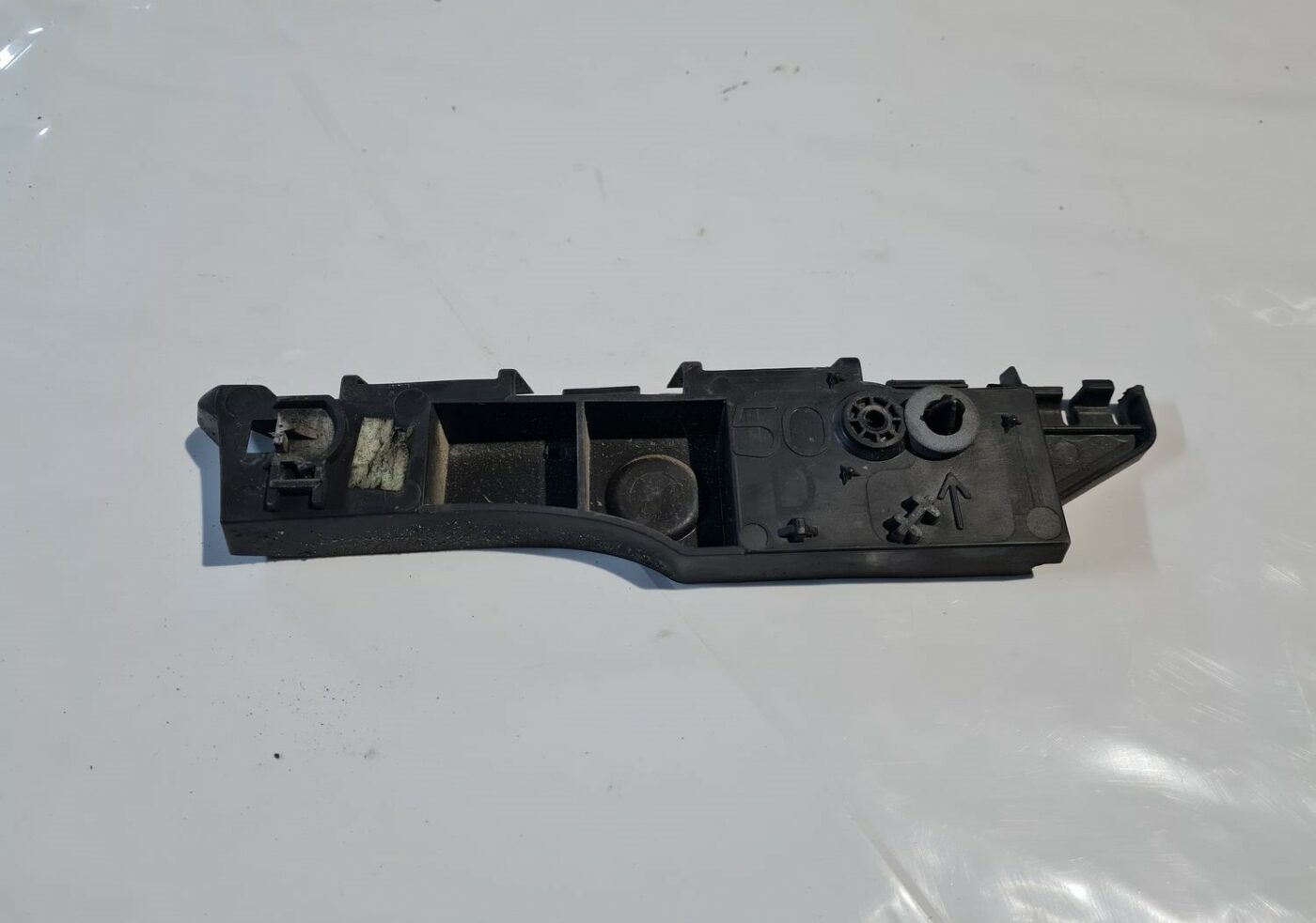 Aizmugurējā spārna un bufera stiprinājums priekš CITROEN C4 2006-2 1 Aizmugurējā spārna un bufera stiprinājums priekš CITROEN C4 2006-2