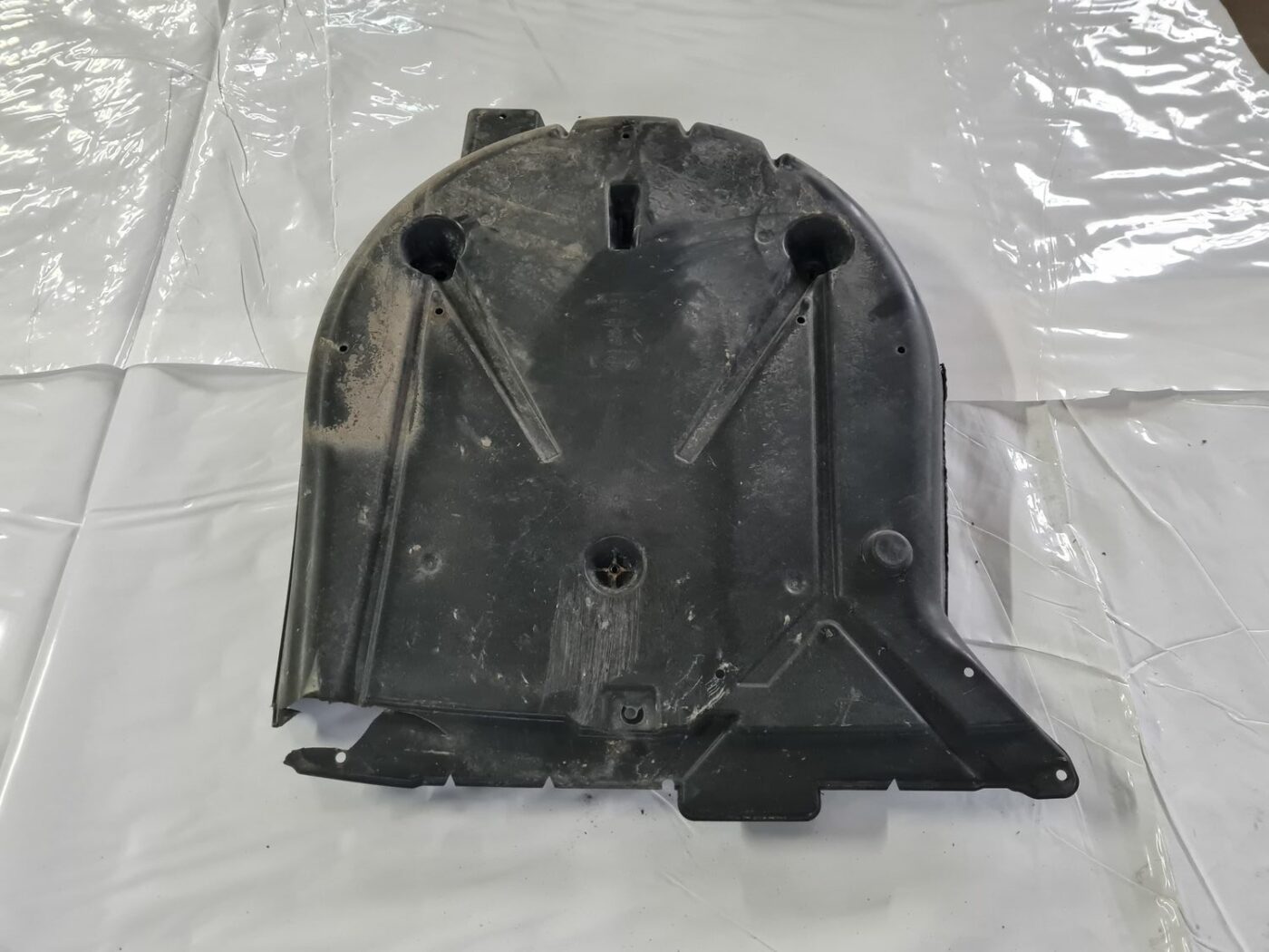 Dzinēja aizsargs priekš CITROEN C4 2006-2