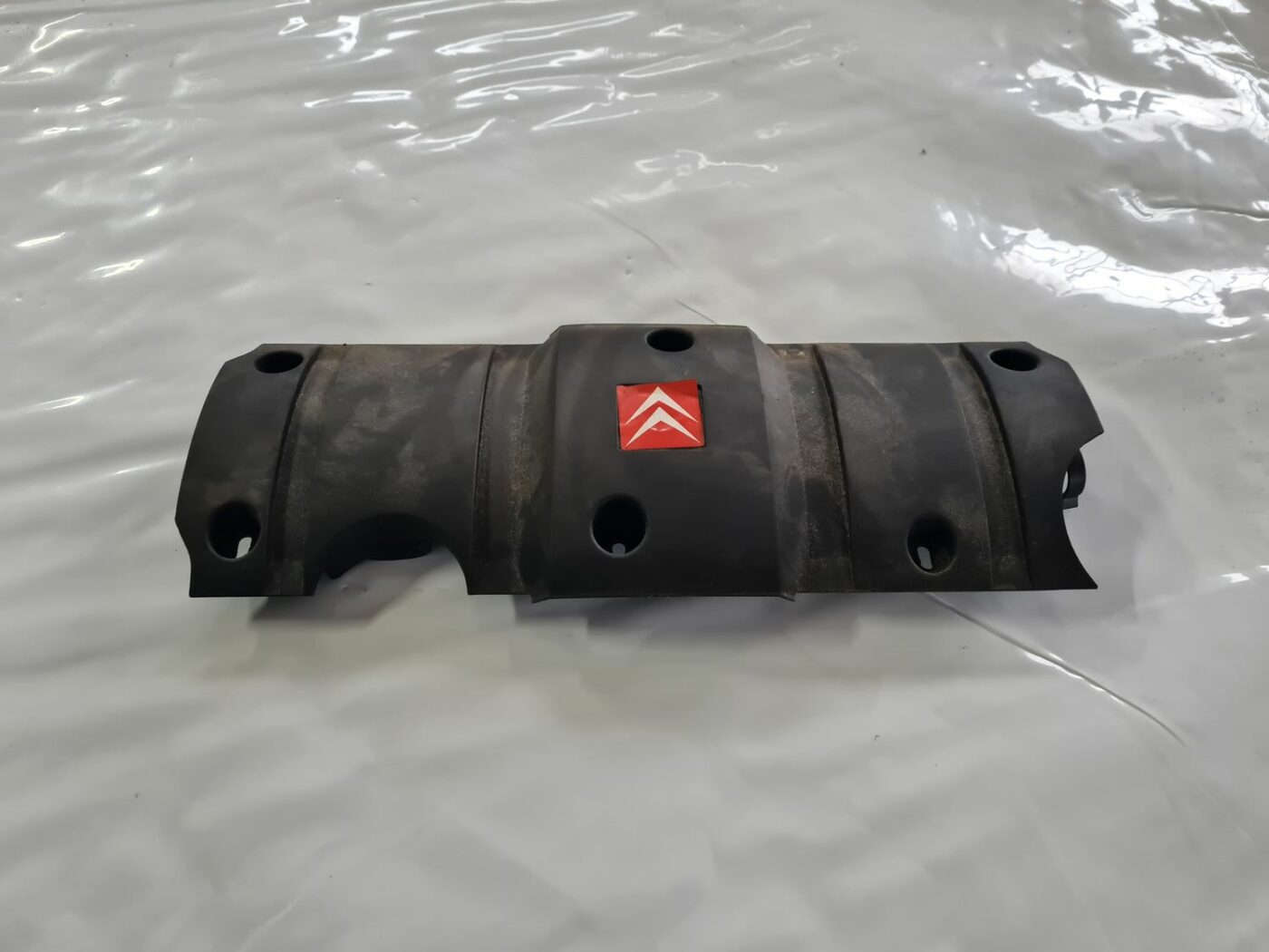 Dzinēja dekoratīvais vāks priekš CITROEN C4 2006-2 1 Dzinēja dekoratīvais vāks priekš CITROEN C4 2006-2