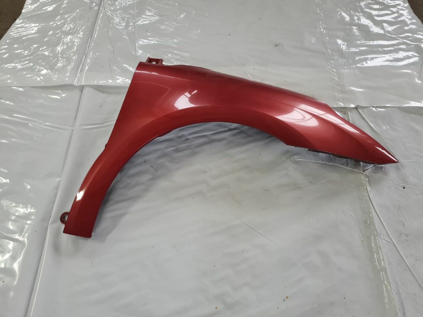 Priekšējais labais spārns priekš CITROEN C4 2006-2 1 Priekšējais labais spārns priekš CITROEN C4 2006-2