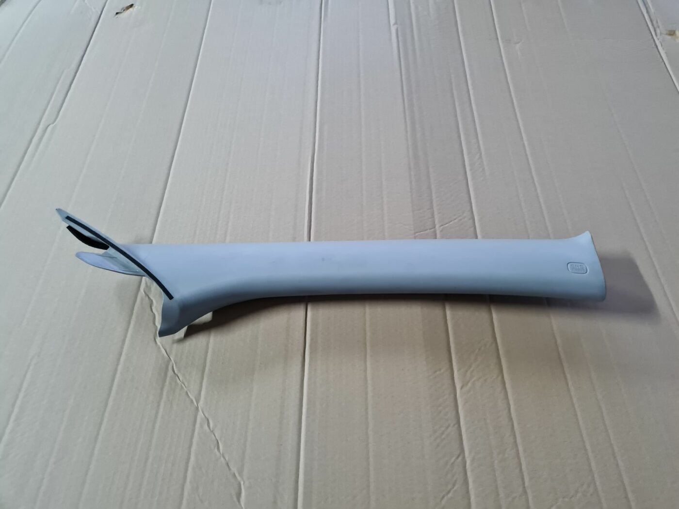 Priekšējas salona statnes apdare priekš MAZDA 3 2007 1 Priekšējas salona statnes apdare priekš MAZDA 3 2007