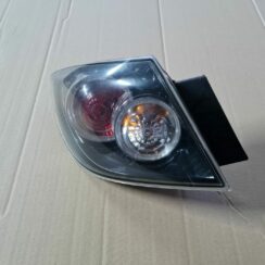 Aizmugurējais kreisais lukturis priekš MAZDA 3 2007