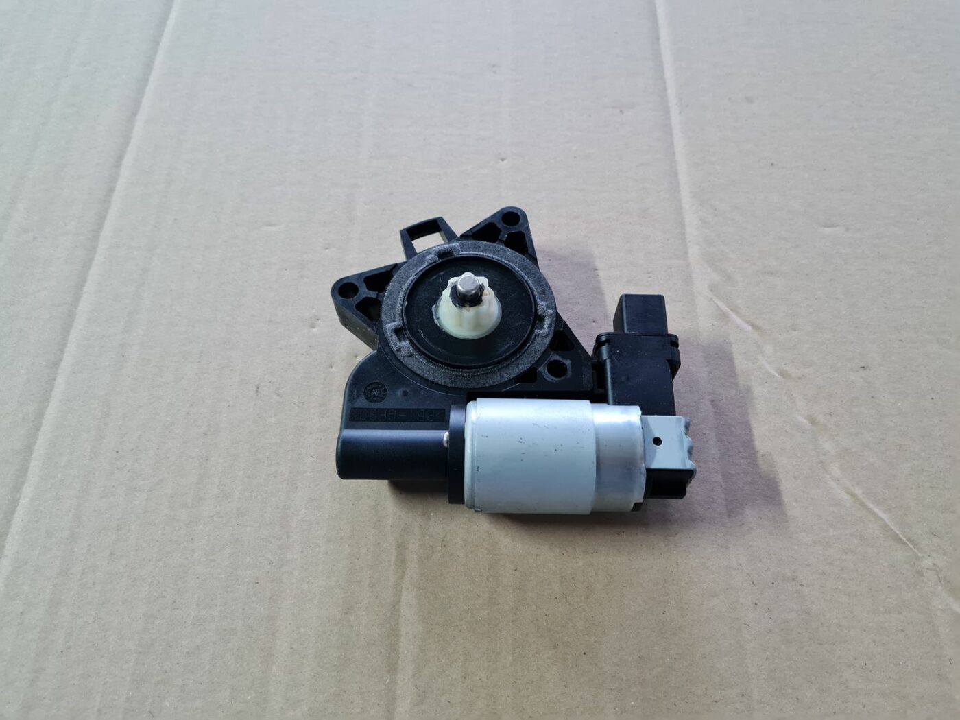 Elektrisko stiklu motors priekš MAZDA 3 2007 3 Elektrisko stiklu motors priekš MAZDA 3 2007