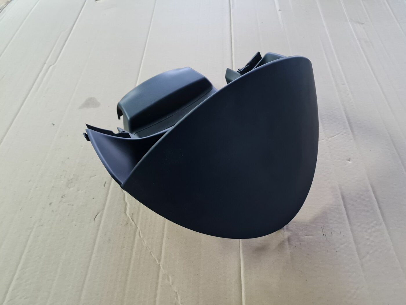 Spidometra apdare priekš MAZDA 3 2007 2 Spidometra apdare priekš MAZDA 3 2007