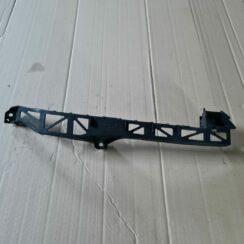 Priekšēja luktura kronšteins priekš MAZDA 3 2007