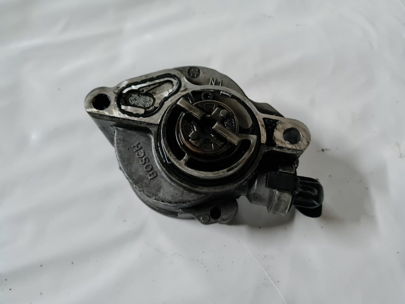 Vakuuma sūknis priekš MAZDA 3 2007