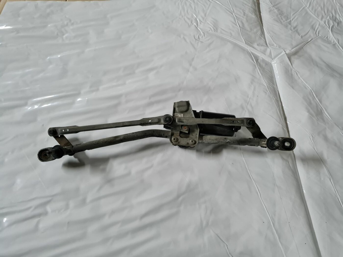 Vējstikla tīrīšanas mehānisms priekš MAZDA 3 2007 1 Vējstikla tīrīšanas mehānisms priekš MAZDA 3 2007