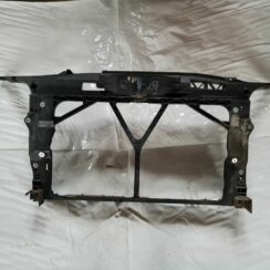 Priekšējā radiatora rāmis priekš MAZDA 3 2007