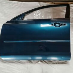 Priekšējās kreisās durvis priekš MAZDA 3 2007