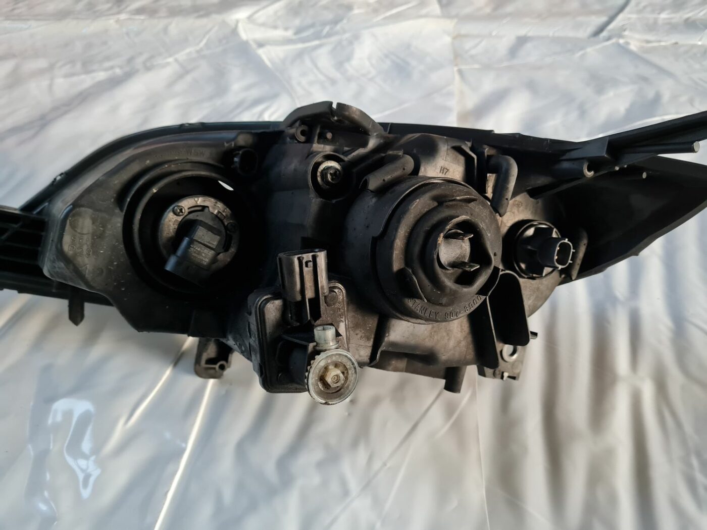 Priekšējais labais lukturis priekš MAZDA 3 2007