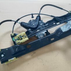 Stikla pacelšanas mehānisms priekšējais kreisais priekš FORD FOCUS 2016 UNIVERSAL