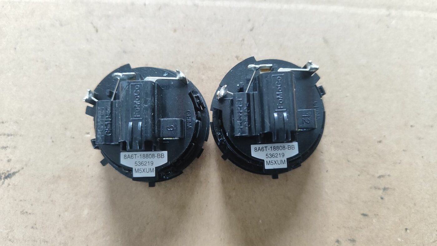 Durvju skaļrunis, augšā priekš FORD FOCUS 2016 UNIVERSAL