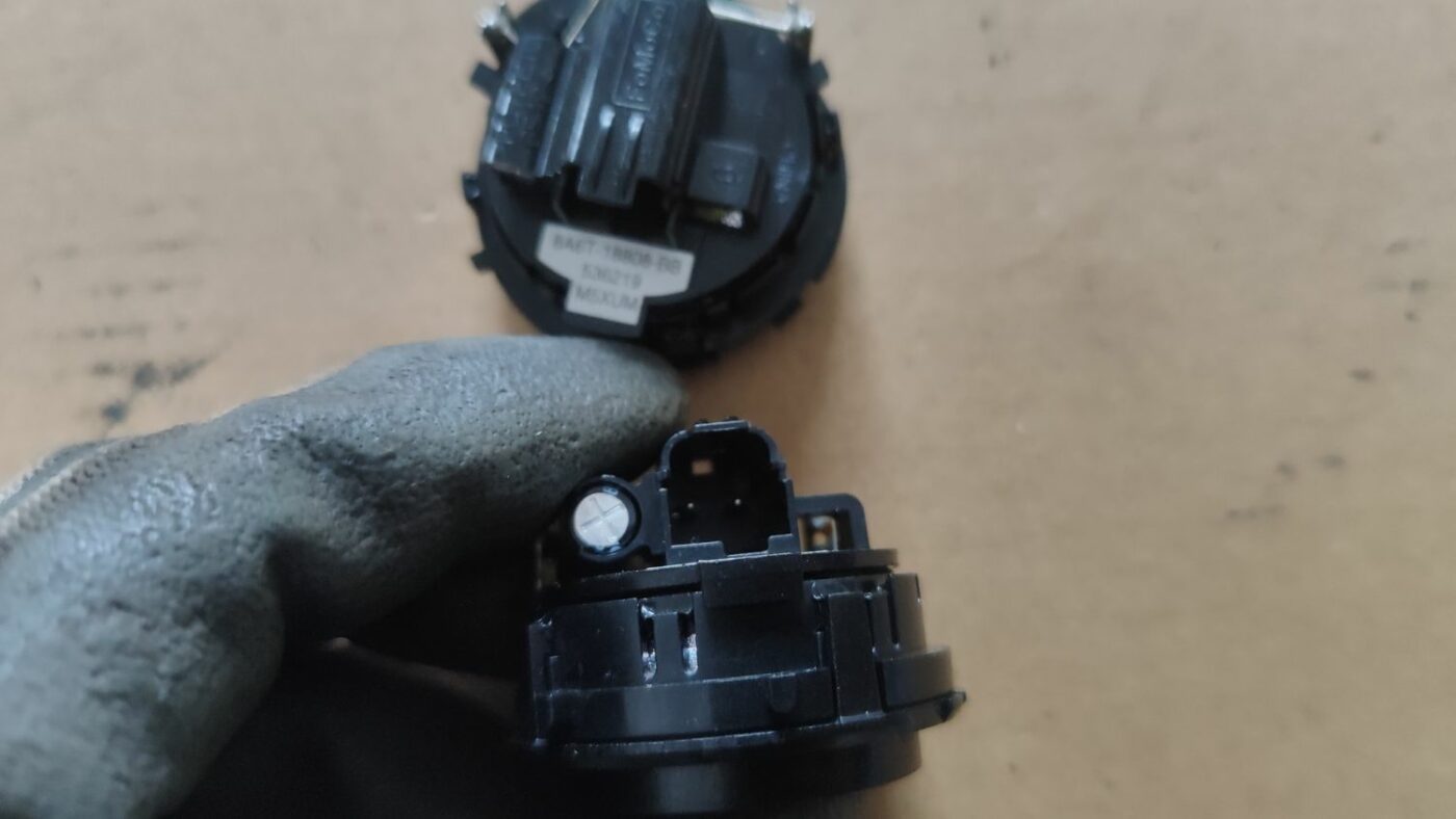 Durvju skaļrunis, augšā priekš FORD FOCUS 2016 UNIVERSAL