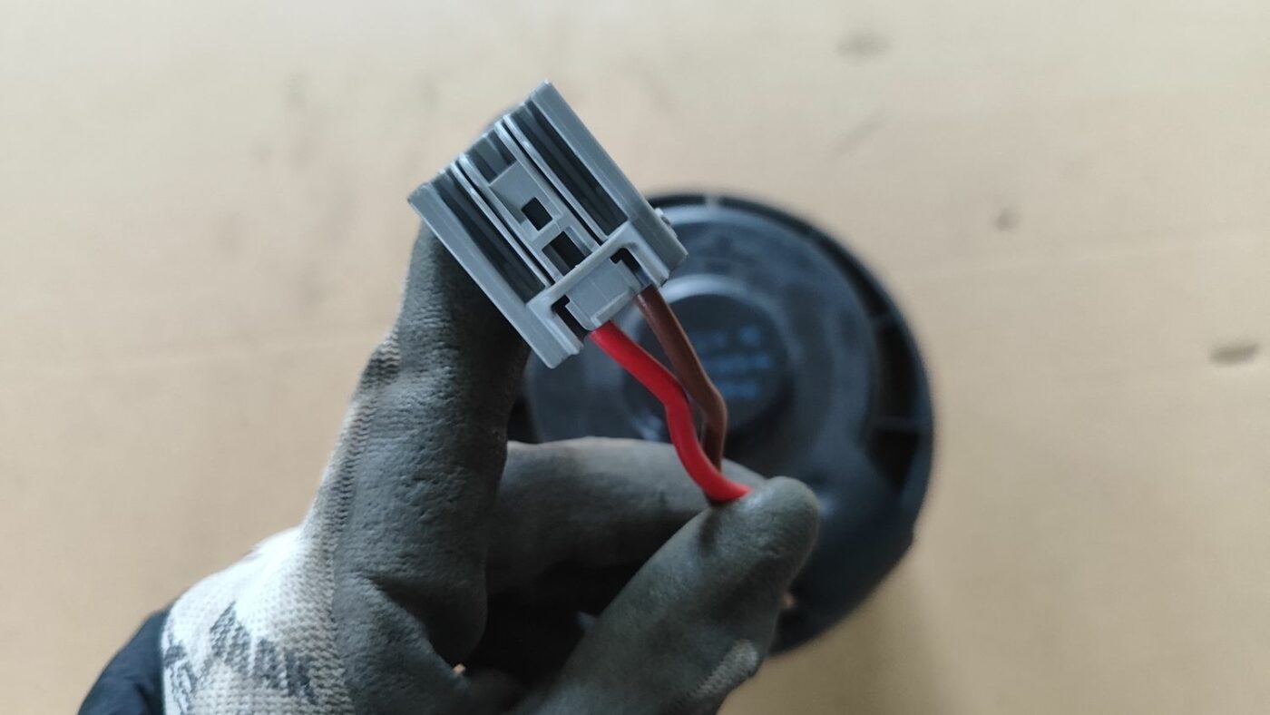 Salona ventilators priekš FORD FOCUS 2016 UNIVERSAL