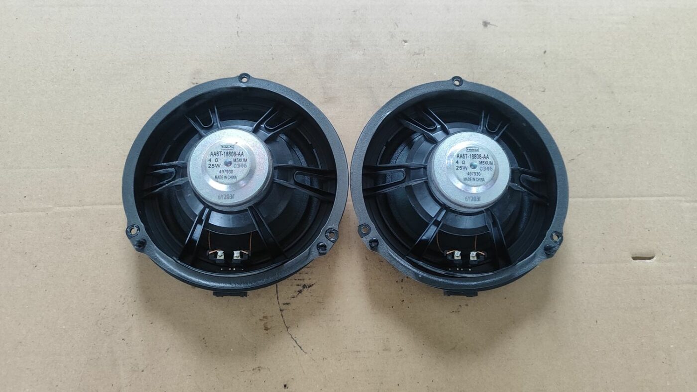 Durvju skaļrunis, apakšā priekš FORD FOCUS 2016 UNIVERSAL 6 Durvju skaļrunis, apakšā priekš FORD FOCUS 2016 UNIVERSAL