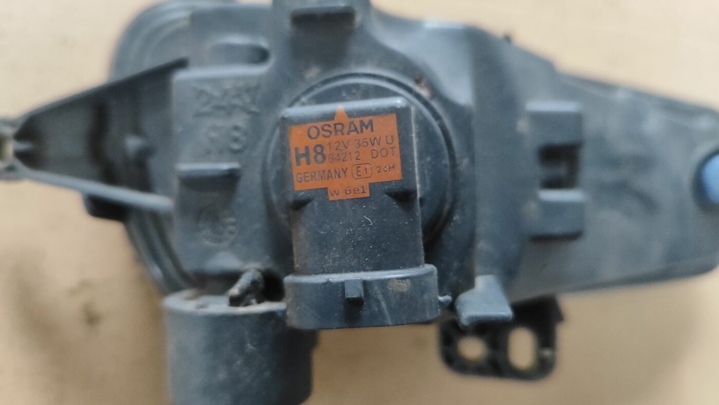 Miglas lukturis priekšā pa kreisi priekš FORD FOCUS 2016 UNIVERSAL