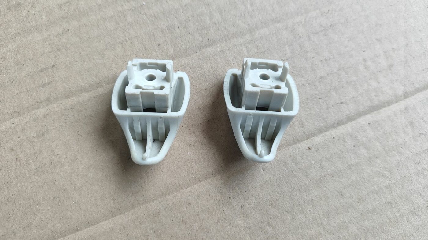 Griestu uzlika priekš FORD FOCUS 2016 UNIVERSAL 5 Griestu uzlika priekš FORD FOCUS 2016 UNIVERSAL