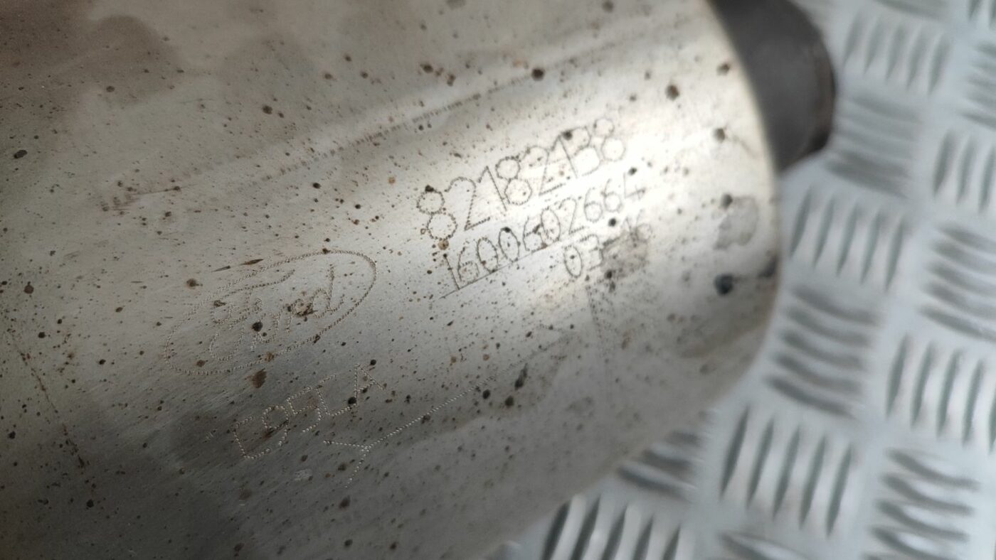 Katalizators, DPF/FAP cieto daļiņu filtrs priekš FORD FOCUS 2016 UNIVERSAL 2 Katalizators, DPF/FAP cieto daļiņu filtrs priekš FORD FOCUS 2016 UNIVERSAL