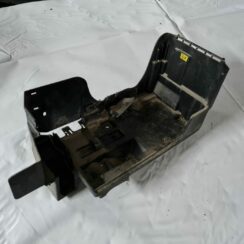 Akumulatora stiprināšanas korpuss priekš OPEL VECTRA C 2006