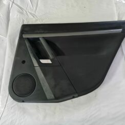 Aizmugurējo labo durvju apdare priekš OPEL VECTRA C 2006