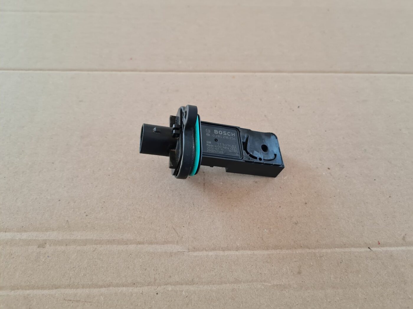 Gaisa plūsmas mērītājs priekš OPEL ASTRA J 2013 1 Gaisa plūsmas mērītājs priekš OPEL ASTRA J 2013