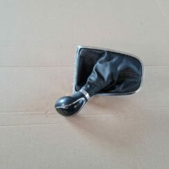 Pārnesumu pārslēgšanas kloķa auduma pārvalks priekš OPEL ASTRA J 2013