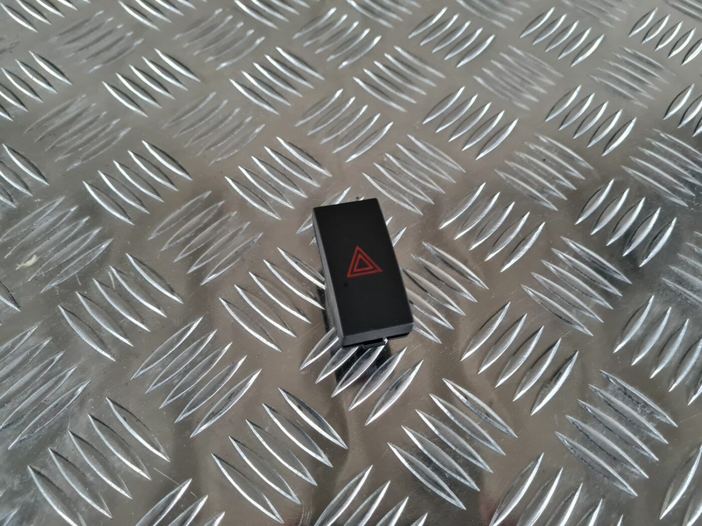 Trauksmes poga priekš FORD FOCUS C-MAX 2004 1 Trauksmes poga priekš FORD FOCUS C-MAX 2004